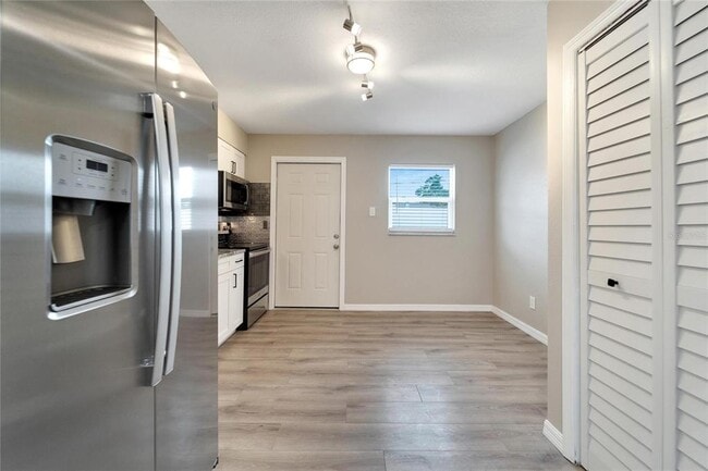 Building Photo - 1462 Cleveland St