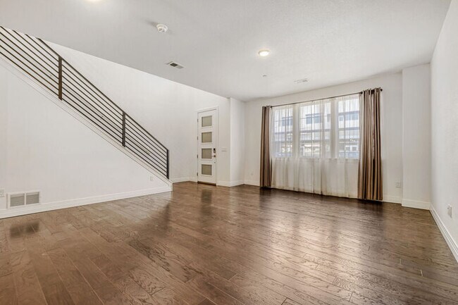 Photo - 1773 Spring Water Pt Apartment