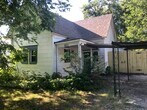 Foto principal - 402 E Walnut St