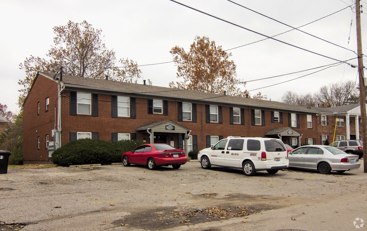 Building Photo - 3708-3712 Noblitt Dr
