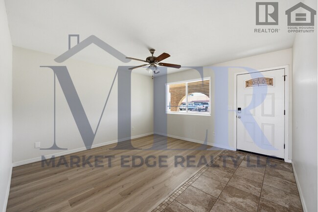 Photo - 3Bed/2Bath House at Cactus/ 39thAve! Ready for Immediate Move-In! -- NO HOA! FULLY REMODELED!