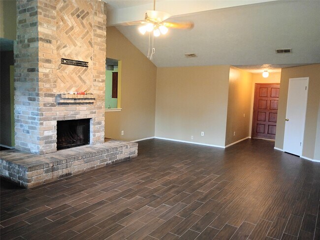 Foto del edificio - 21406 Golden Dove Dr