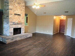 Building Photo - 21406 Golden Dove Dr