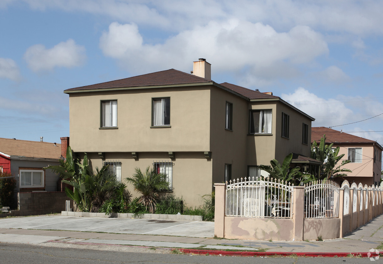 Building Photo - 4871-4883 Trojan Ave