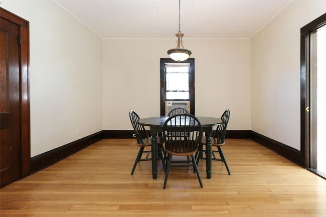 Foto del edificio - 4144 Pleasant Ave