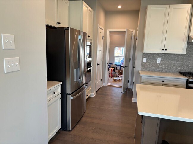 Foto del edificio - Spacious 3BR Townhome in Easton