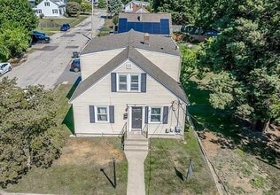 Building Photo - 121 Central Ave