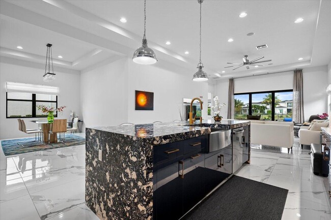 Building Photo - 13673 Artisan Cir