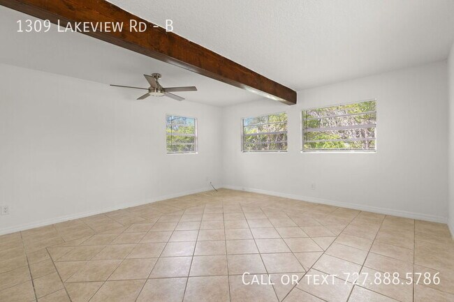 Foto del edificio - 1309 Lakeview Rd