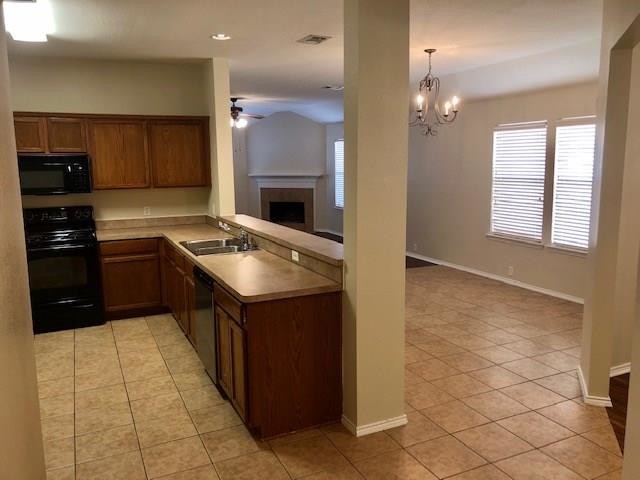 Building Photo - 8420 Silverbell Ln