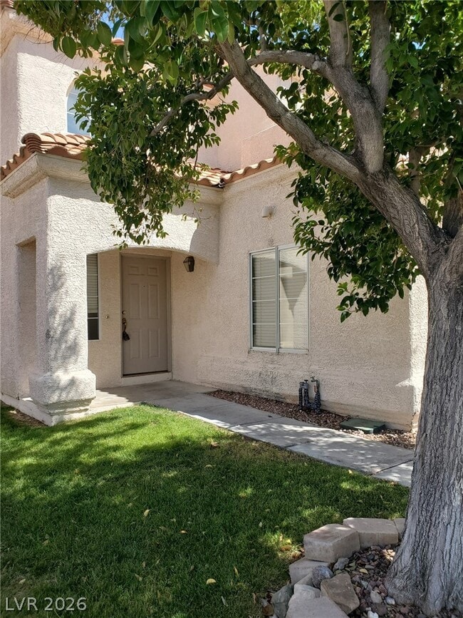 Building Photo - 5432 Royal Vista Ln