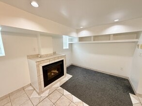 Building Photo - 1178 Lincoln Rd