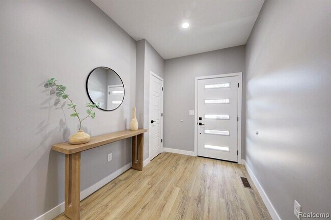 Foto del edificio - 2808 Goodrich St