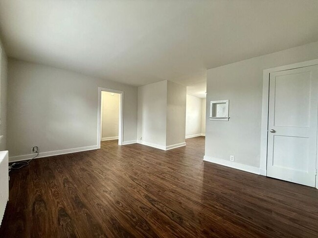 Foto del edificio - 1400 Kenmore Ave