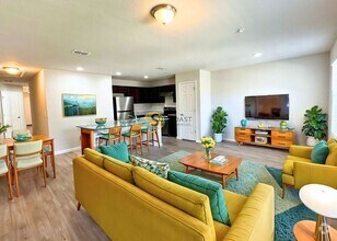 Building Photo - 6541 Sweetbay Ln
