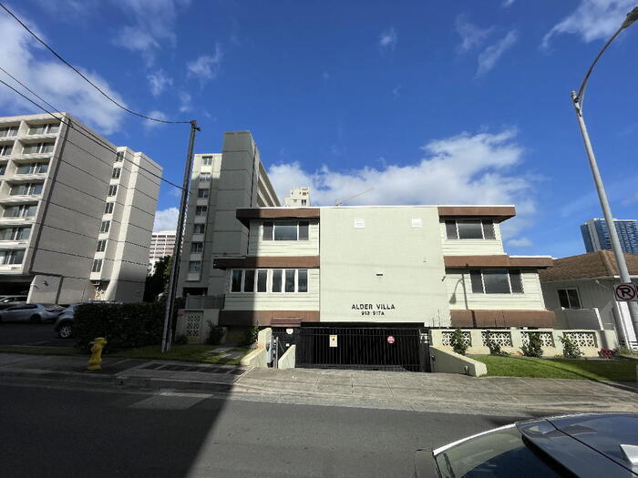 Primary Photo - ALDER VILLA 3/2.5/2, sec, split level, W/D...