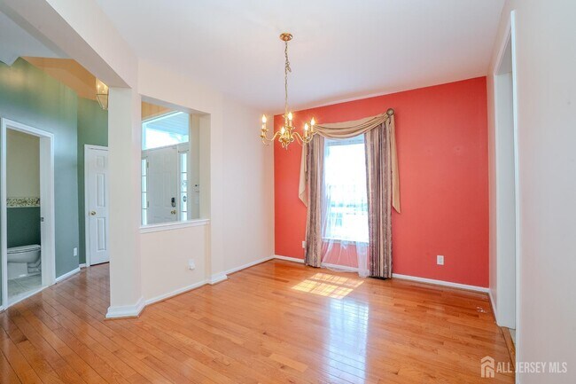 Foto del edificio - 31 Hawthorn Dr
