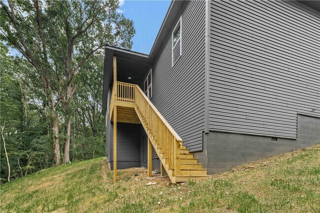 Building Photo - 48 Taransay Dr