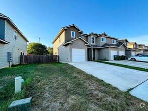 Building Photo - 8331 Breezy Cv