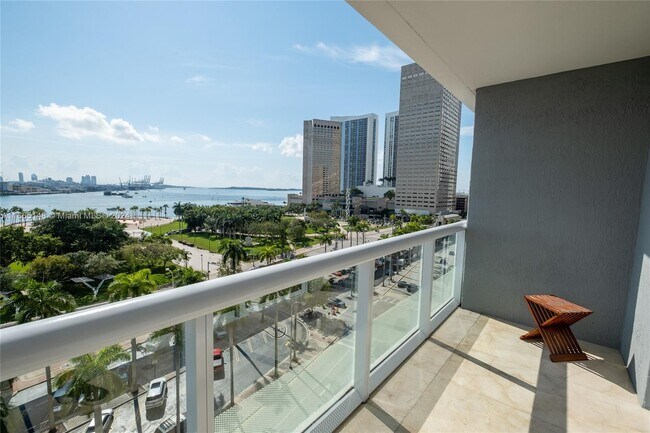 Building Photo - 50 Biscayne Blvd