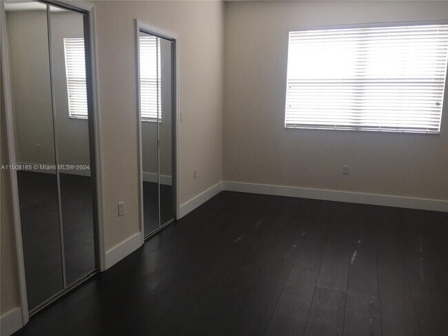 Foto del edificio - 10966 NW 86th Terrace