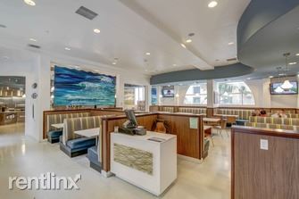 Building Photo - 5595 Lindo Paseo
