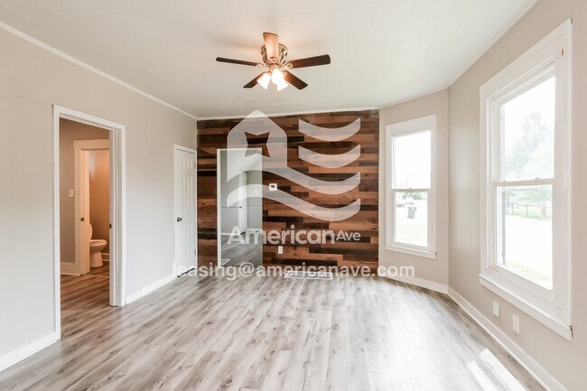 Foto del edificio - 2102 Shelby St