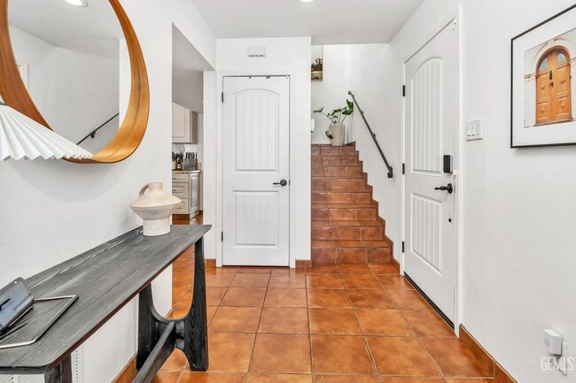 Building Photo - Park Place Condo