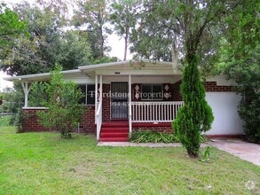 Building Photo - 2761 Floradale Dr S