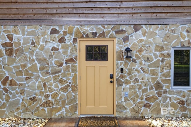 Foto del edificio - 27522 Burkhardt Dr