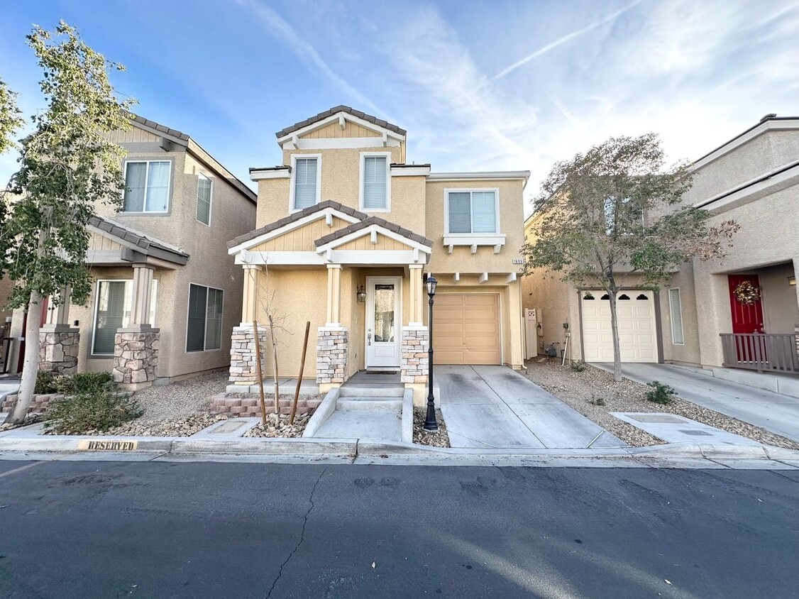 Primary Photo - 1695 Tristan Flower Ave