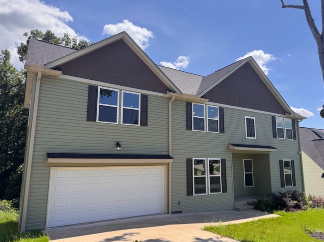 Spacious 5-Bedroom Greenville Home with 3.5 Baths, 2-Car Garage & Walkout Basement - Spacious 5-Bedroom Greenville Home with 3.5 Baths, 2-Car Garage & Walkout Basement