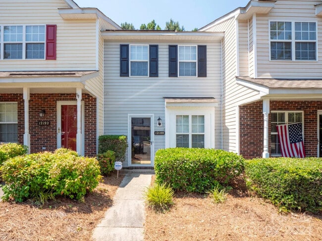 Building Photo - 12188 Bottlebrush Pl