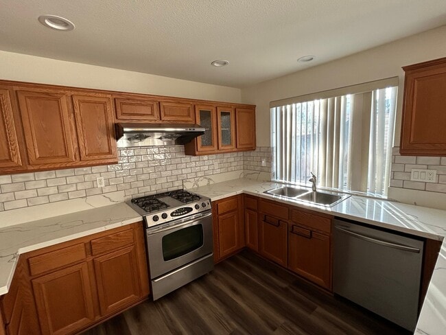Building Photo - 25888 Marco Polo St