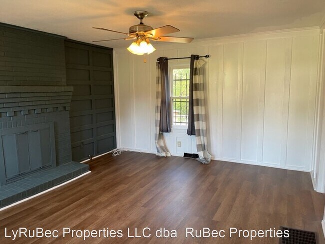 Foto del edificio - 4 br, 2 bath House - 3869 Rock Hill Church Rd