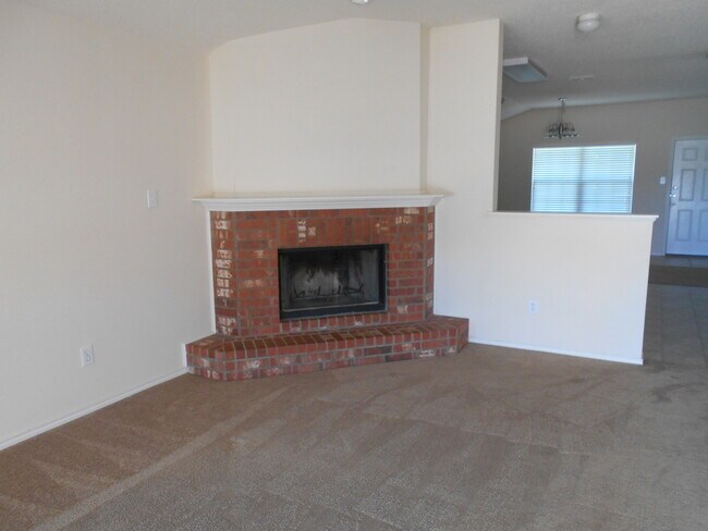 Foto del edificio - Convenient To Tech/LCU/ South Plains Colle...