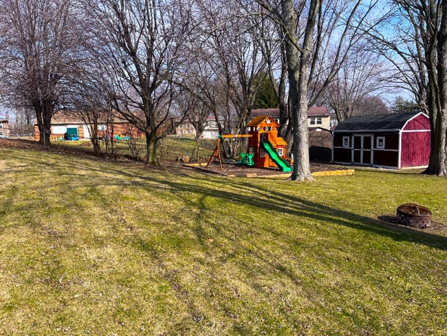 Building Photo - 1010 Yellow Pine Ct