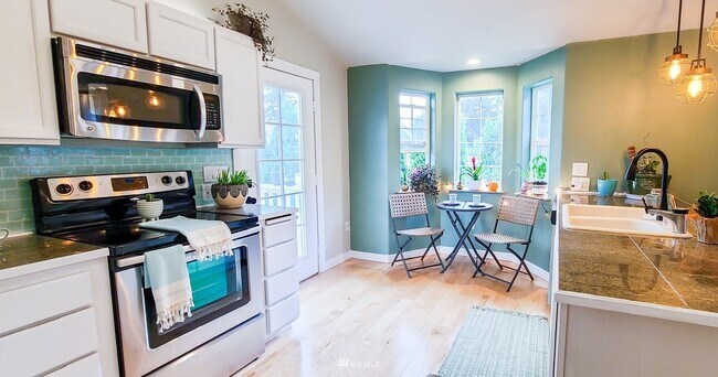 Foto del edificio - 6016 83rd St NE