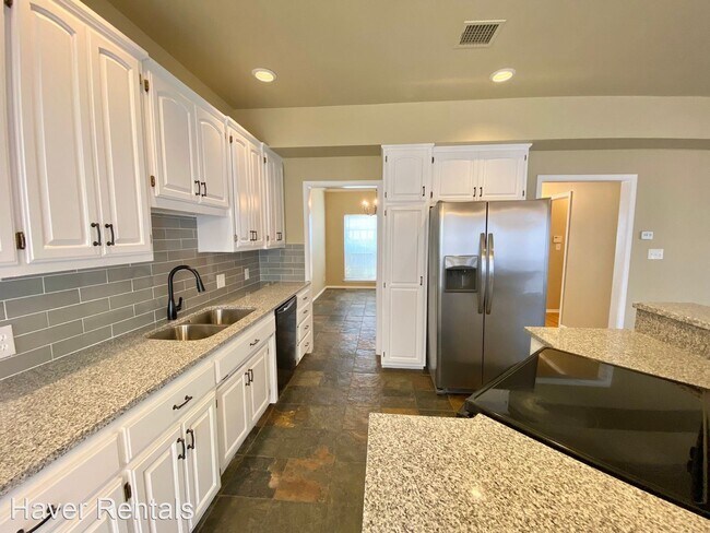 Building Photo - 3 br, 2.5 bath House - 297 Fox Run Circle