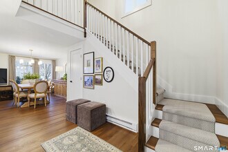 Building Photo - 60 Cinnamon Spring