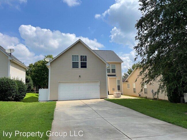 Foto del edificio - 4 br, 2.5 bath House - 15749 Seafield Ln