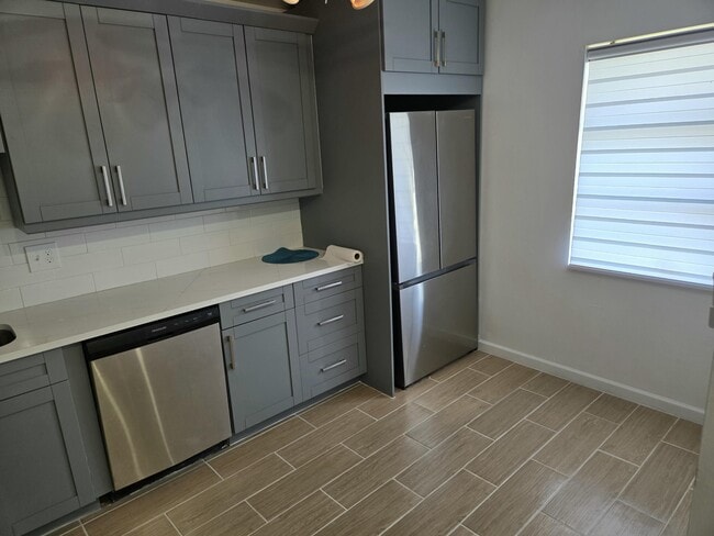 Building Photo - 5730 Fernley Dr E