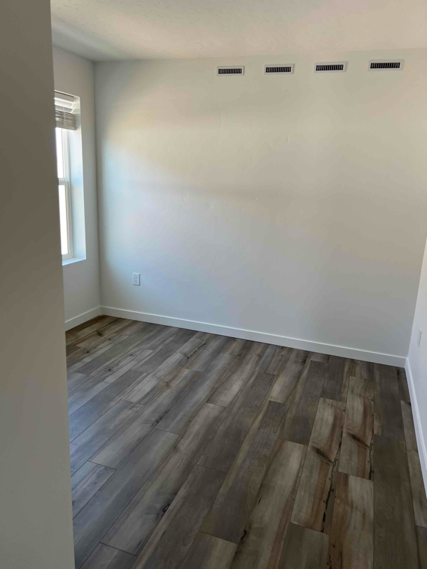 Building Photo - 18448 Feather Top