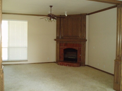 Building Photo - 108 Stonebrook Way