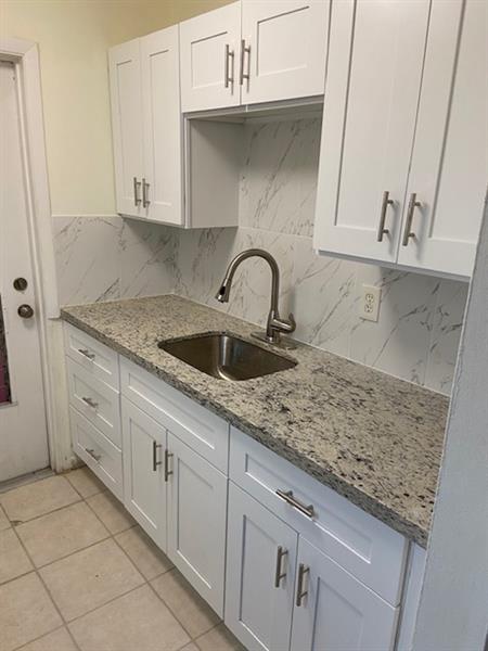 Foto del edificio - 2530 Pierce St