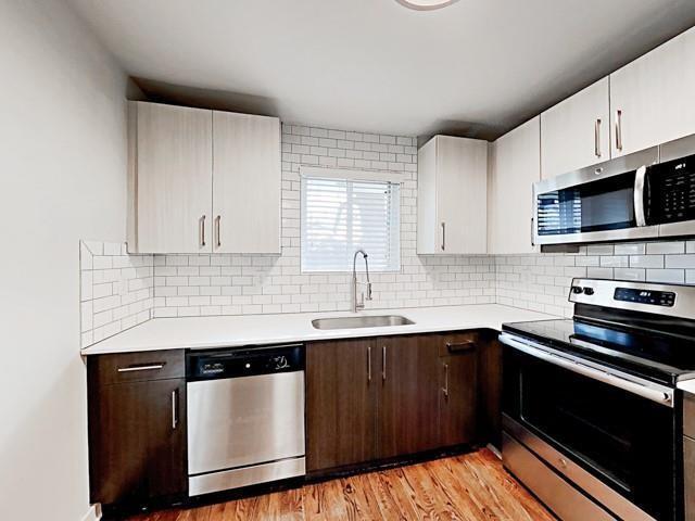 Foto del edificio - 880 N Highland Ave NE