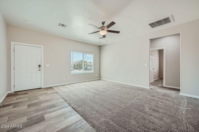 Building Photo - 12382 W Delwood Dr