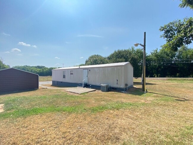 Building Photo - 7447 Carthage Hwy