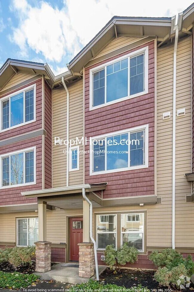 Building Photo - 10542 NE Cedar Falls Loop