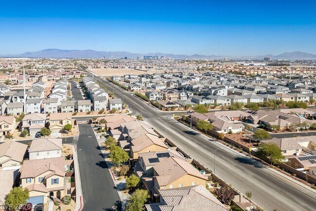 Foto del edificio - 10360 Sipple St